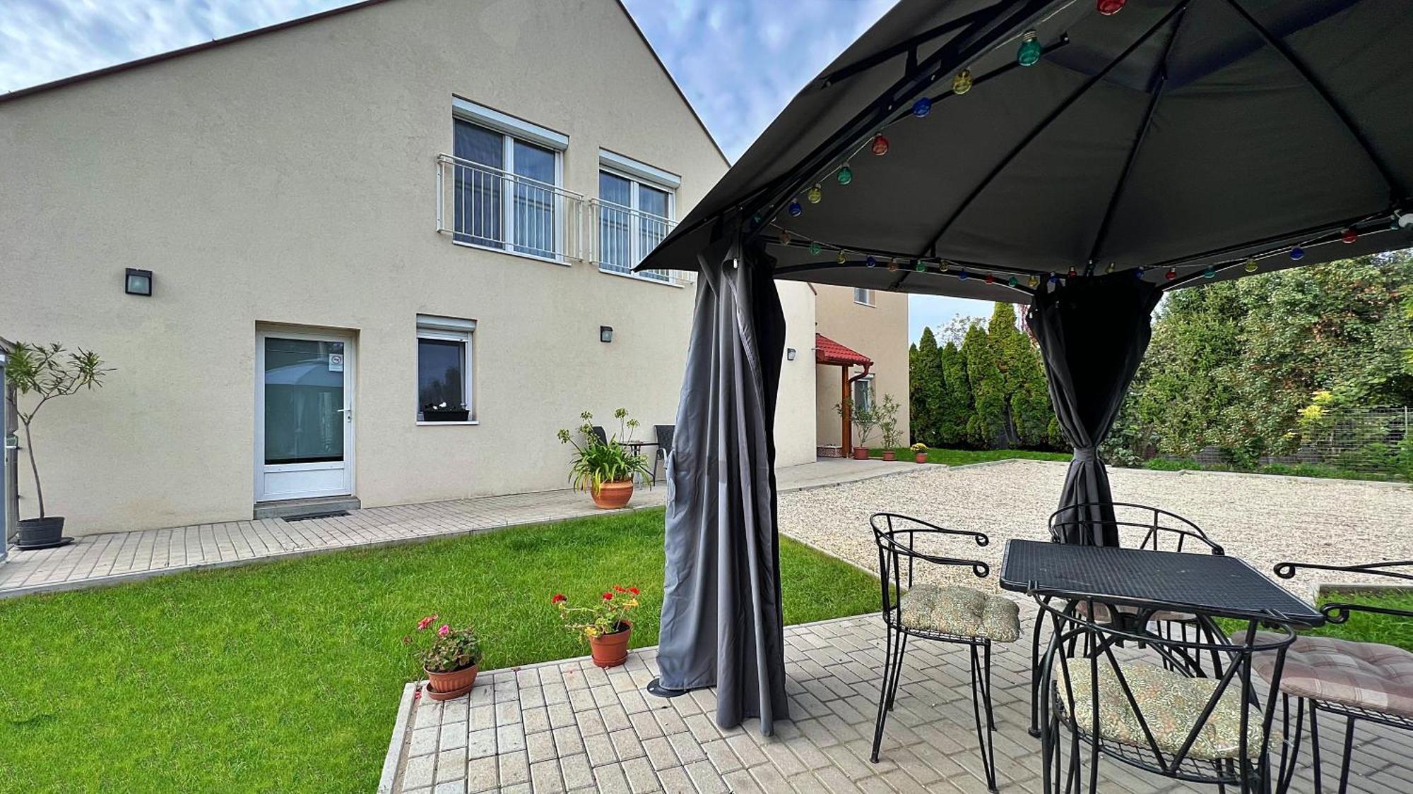 Gardencity Apartmanhaz Gyor Exterior photo